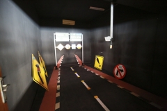 325A1584